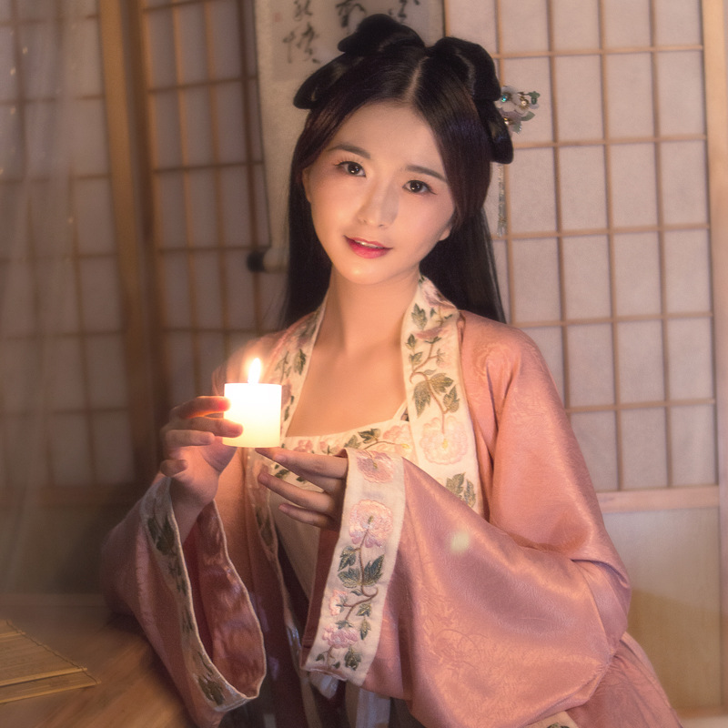 唐制汉服女装